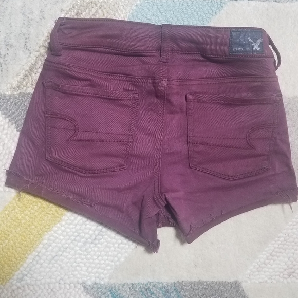 American Eagle Maroon Jean Shorts 2 - Picture 2 of 4